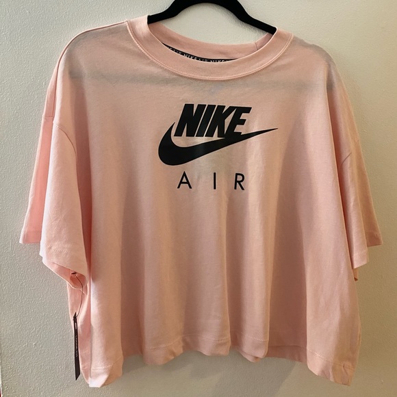 NIKE: Cropped short sleeve - Picture 1 of 4